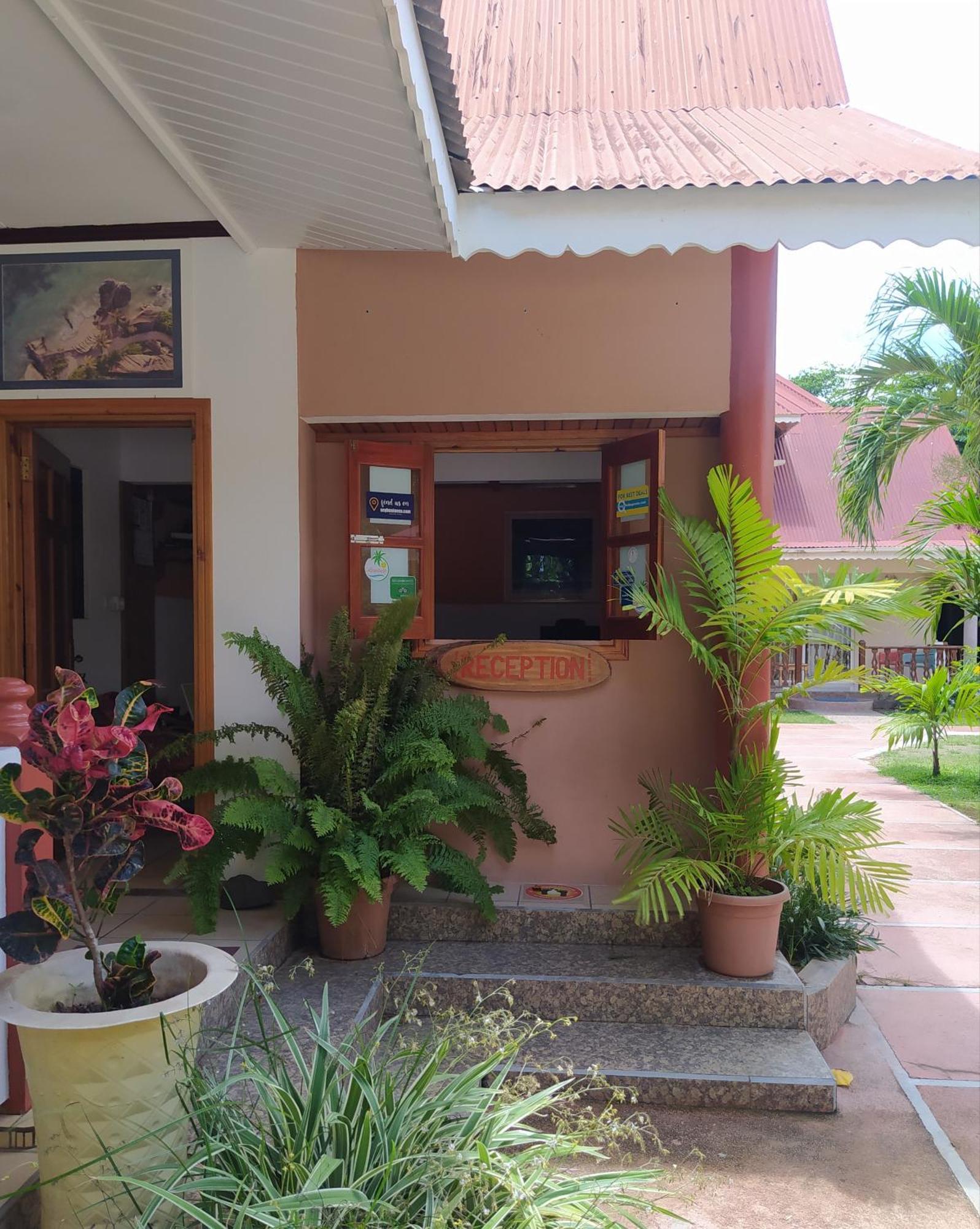 Villa Authentique La Digue Exterior photo